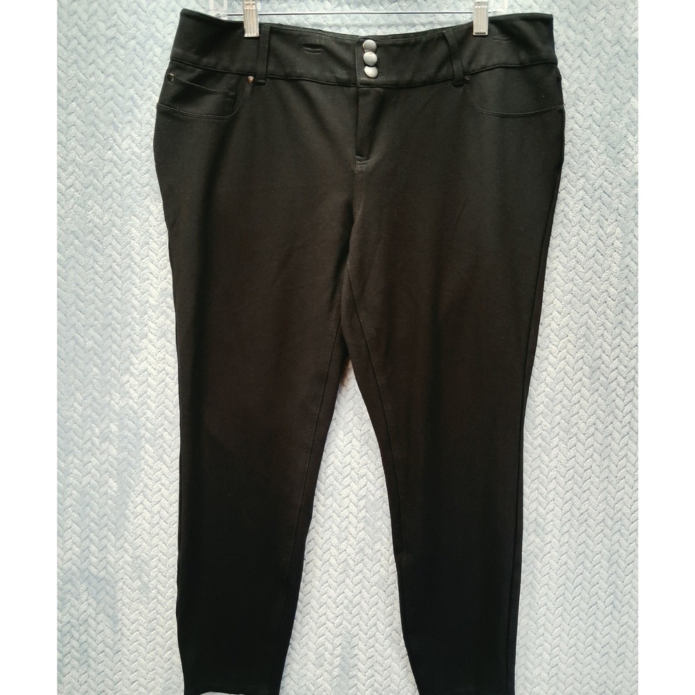 Torrid Womens 16 Black Ponte Tapered Leg Stretch Pants Triple Button Closure
